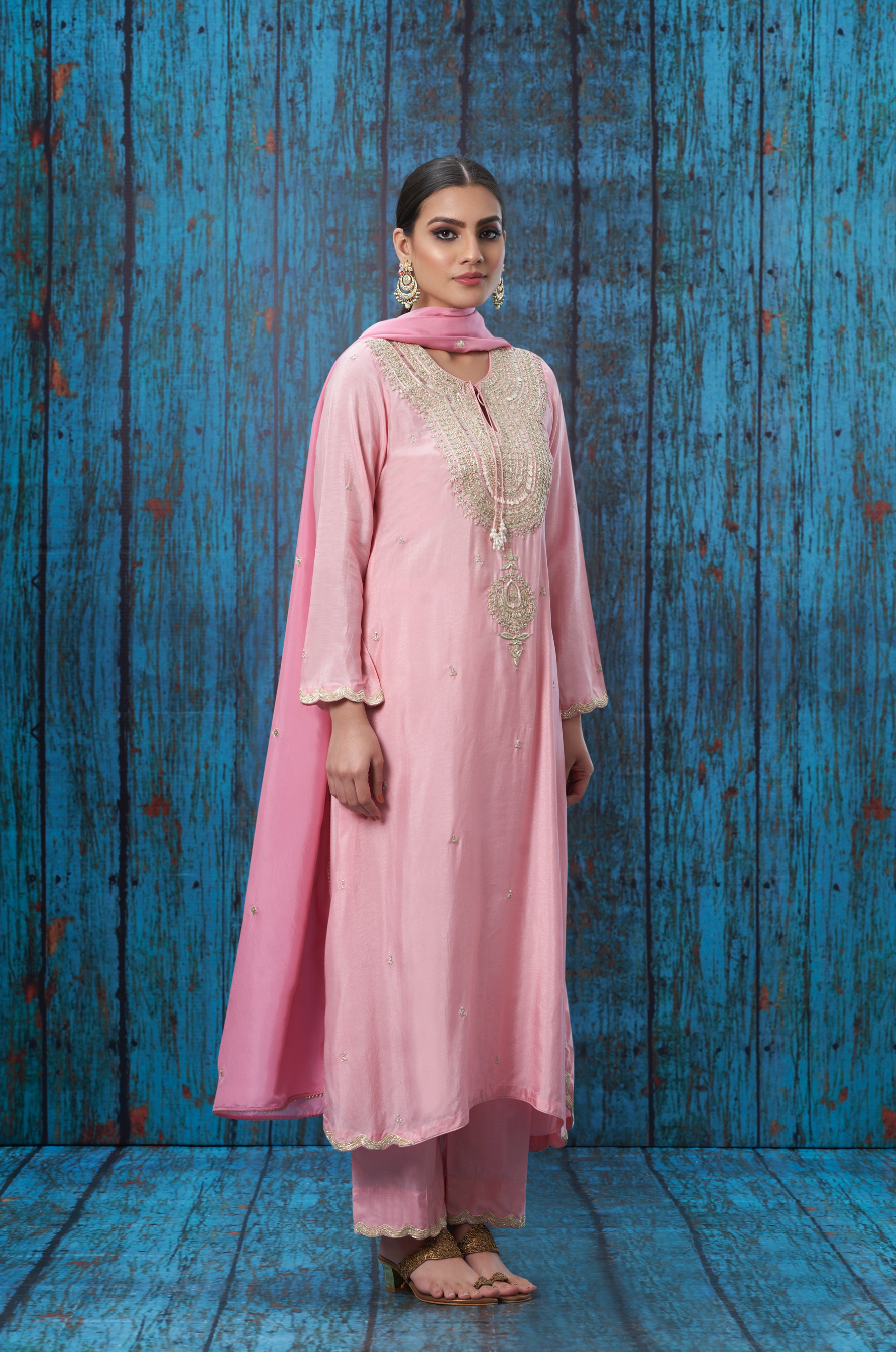 Baby Pink Tikki and Silver Zardozi Kurta Set