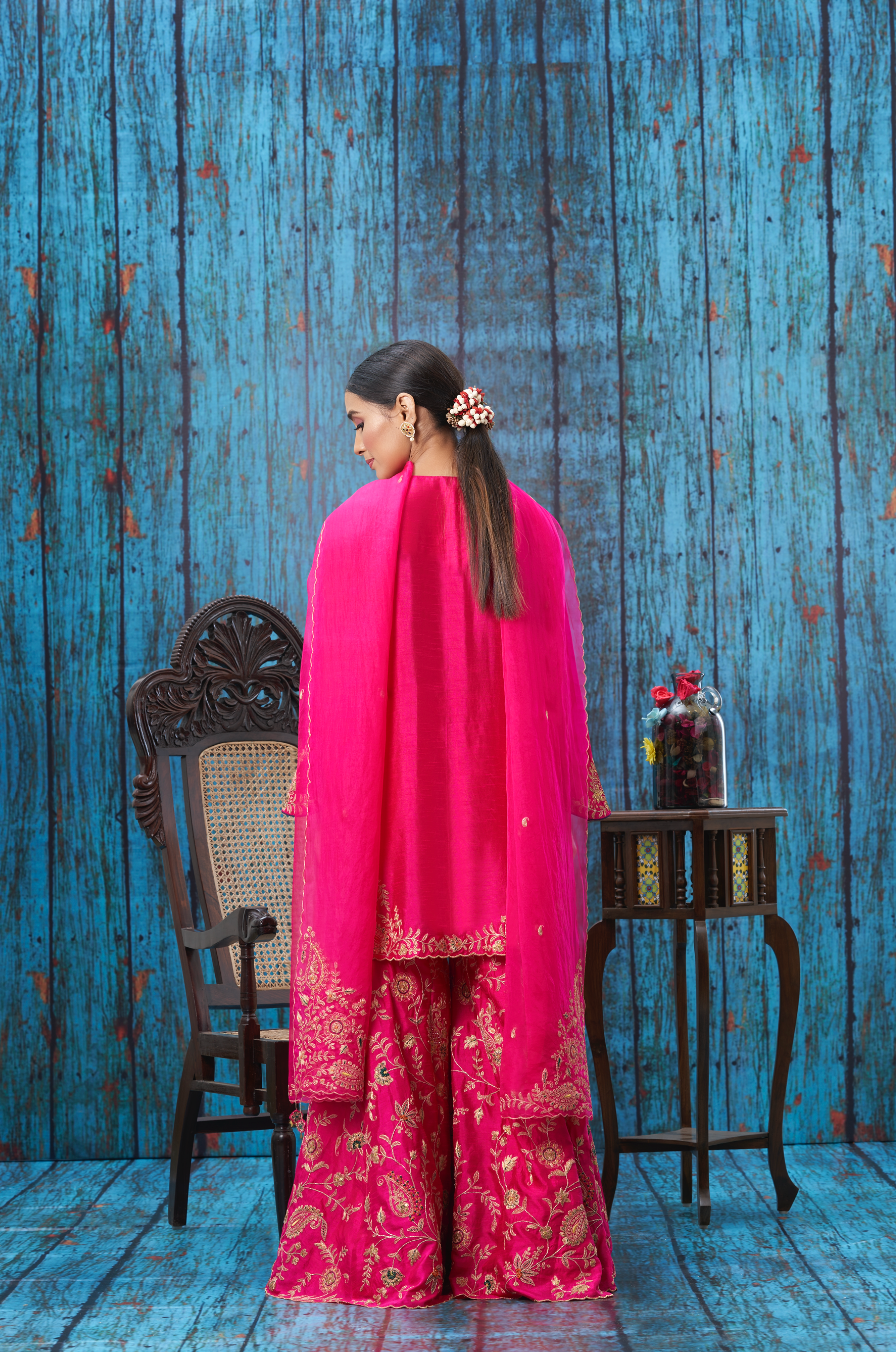 Pink Kairi Buta Jaal Sharara Set