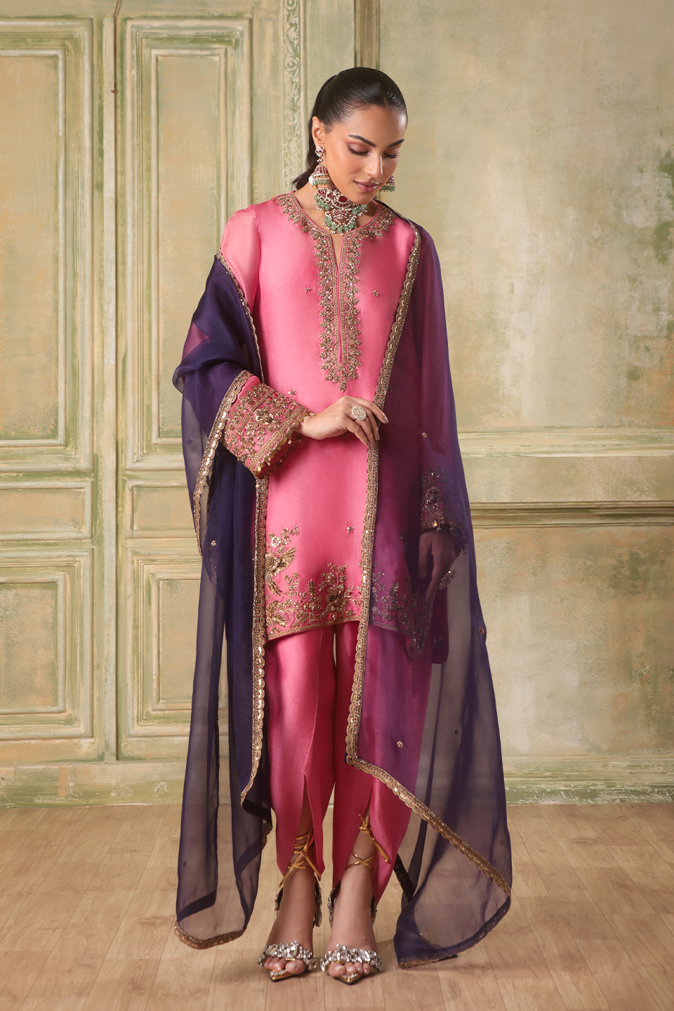 Zar:Rang Pink Heavy Short Kurta Set