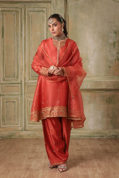 Zar:Rang Orange Short Pheran Kurta Set