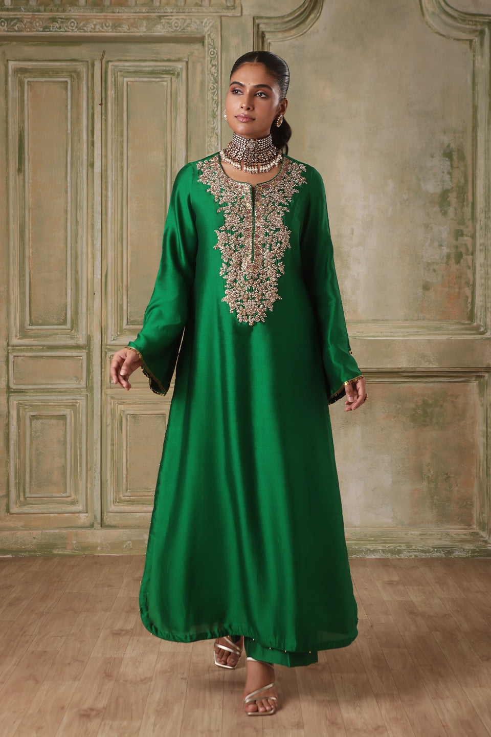 Zar:Rang Green Heavy Neck Kurta Set