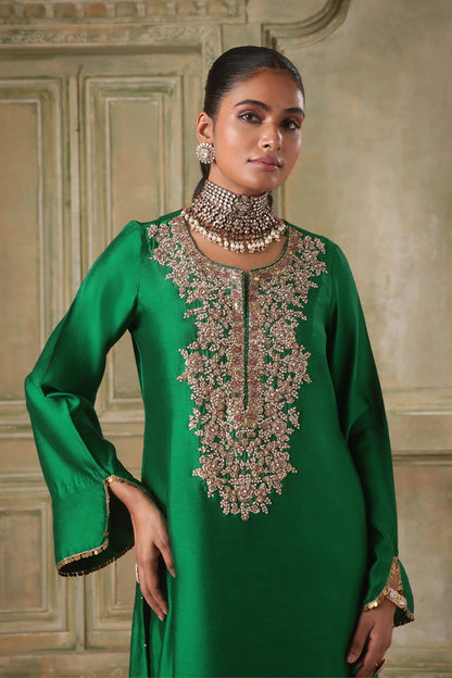 Zar:Rang Green Heavy Neck Kurta Set