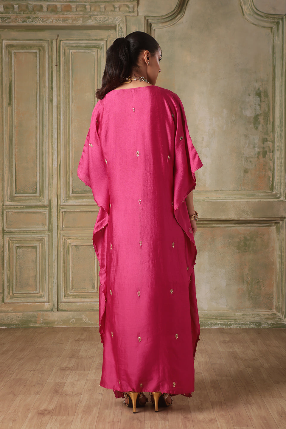 Zar:Rang Pink Kaftan Set