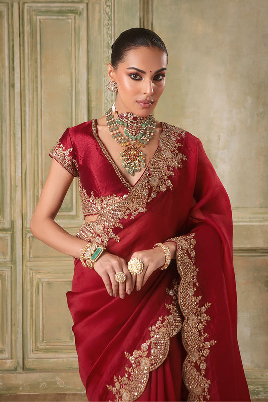 Zar:Rang  Maroon Scallop Border Saree Set