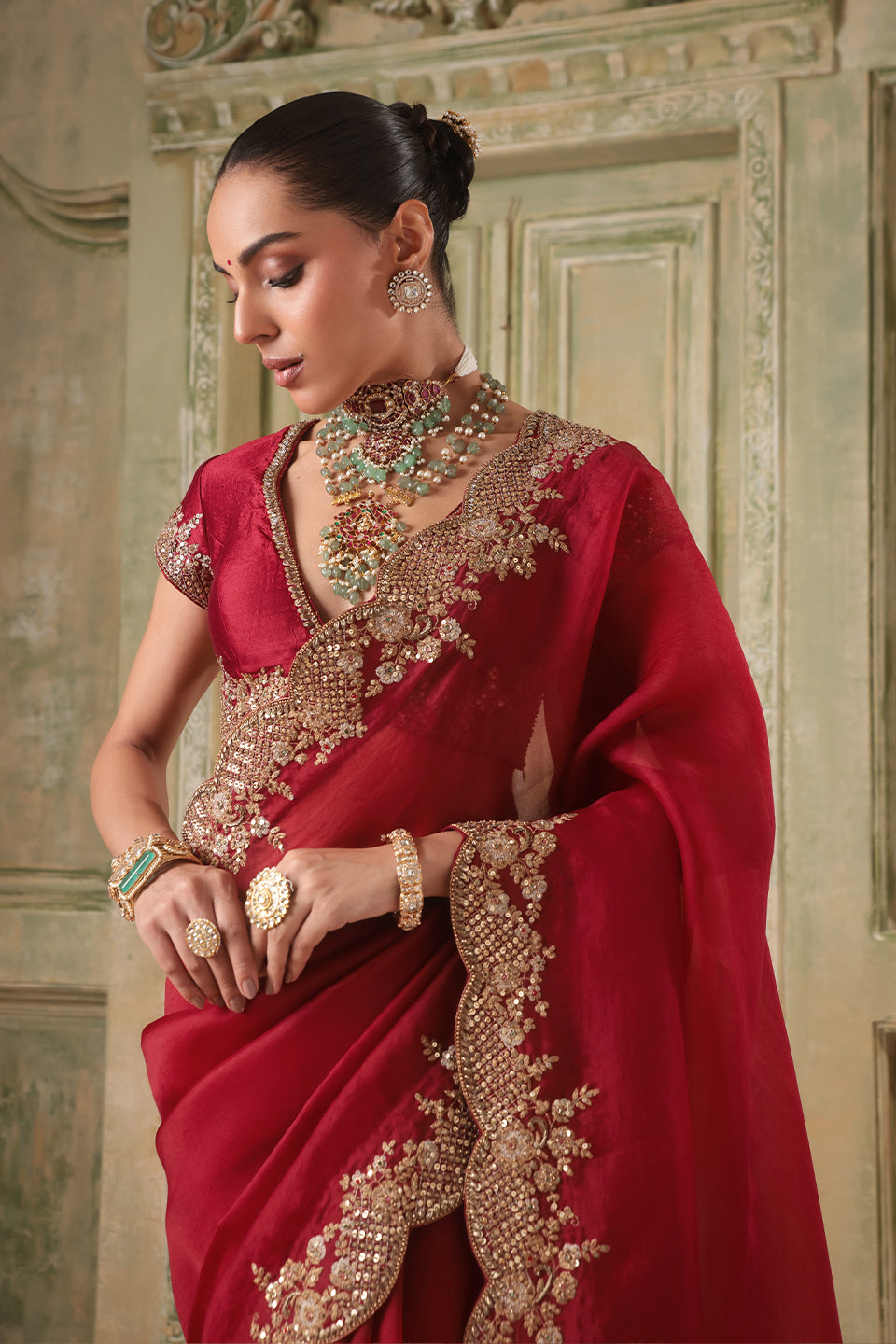 Zar:Rang  Maroon Scallop Border Saree Set