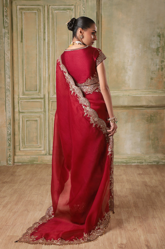 Zar:Rang  Maroon Scallop Border Saree Set