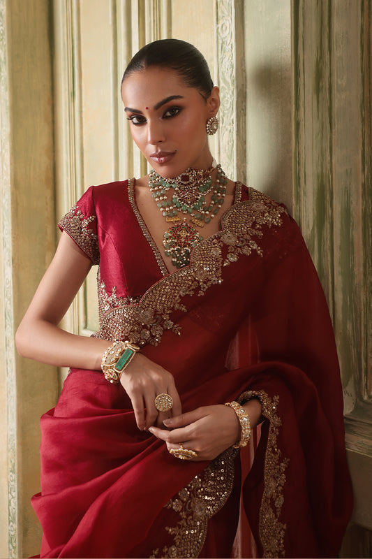 Zar:Rang  Maroon Scallop Border Saree Set