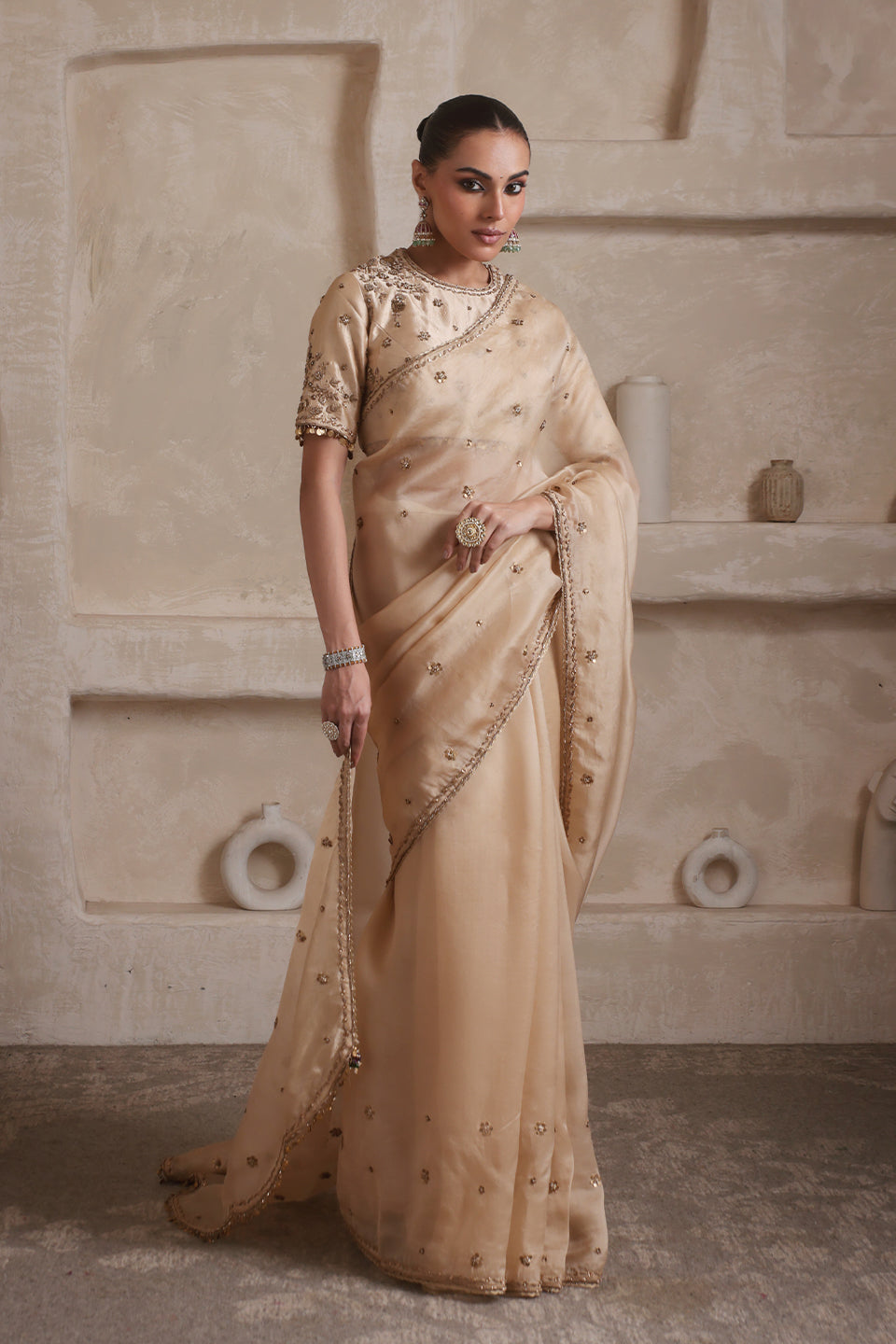 Zar:Rang Ivory Buti Saree set