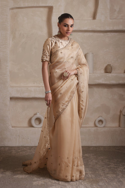 Zar:Rang Ivory Buti Saree set