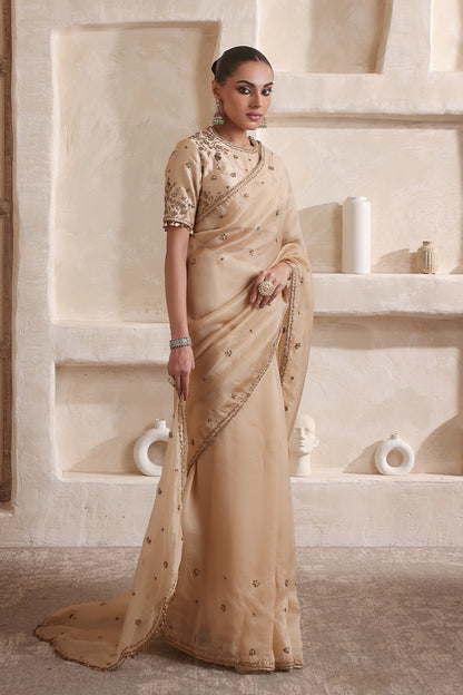 Zar:Rang Ivory Buti Saree set