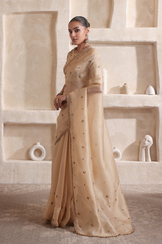 Zar:Rang Ivory Buti Saree set
