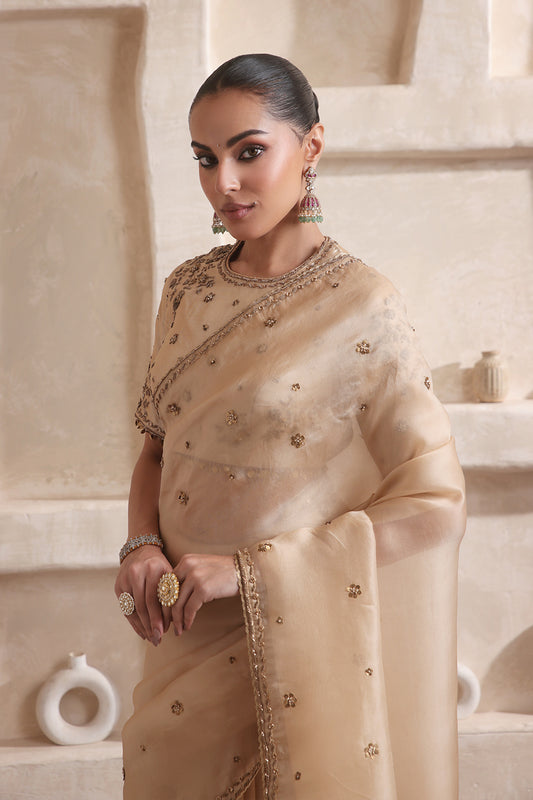 Zar:Rang Ivory Buti Saree set