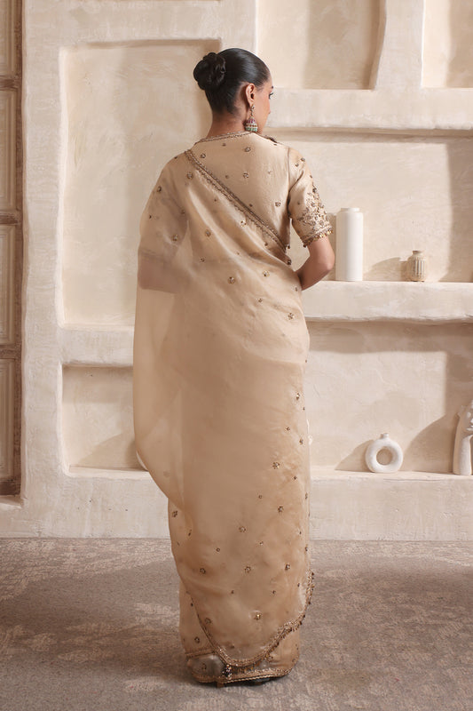 Zar:Rang Ivory Buti Saree set