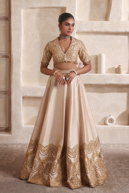 Zar:Rang Ivory Scallop Lehenga Set