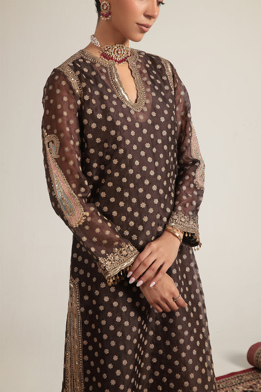 Zar:Rang Brown Buti Kurta Set