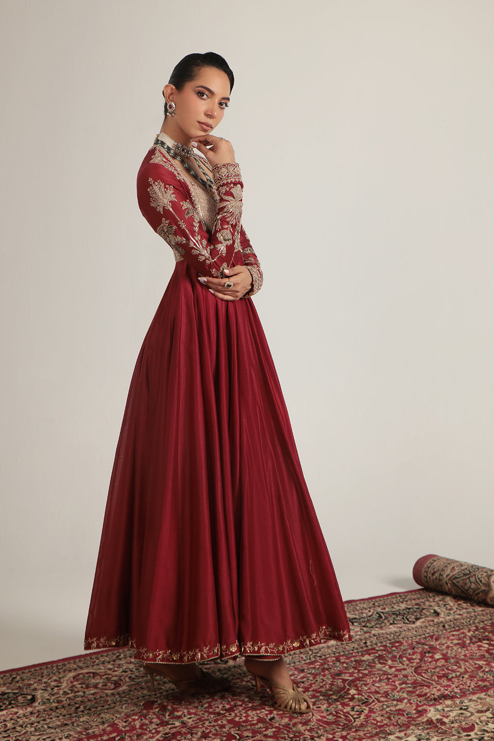 Zar:Rang Maroon Heavy Yoke Kalidar Set