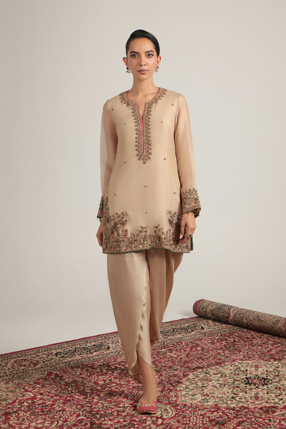 Zar:Rang Ivory Heavy Short Kurta Set