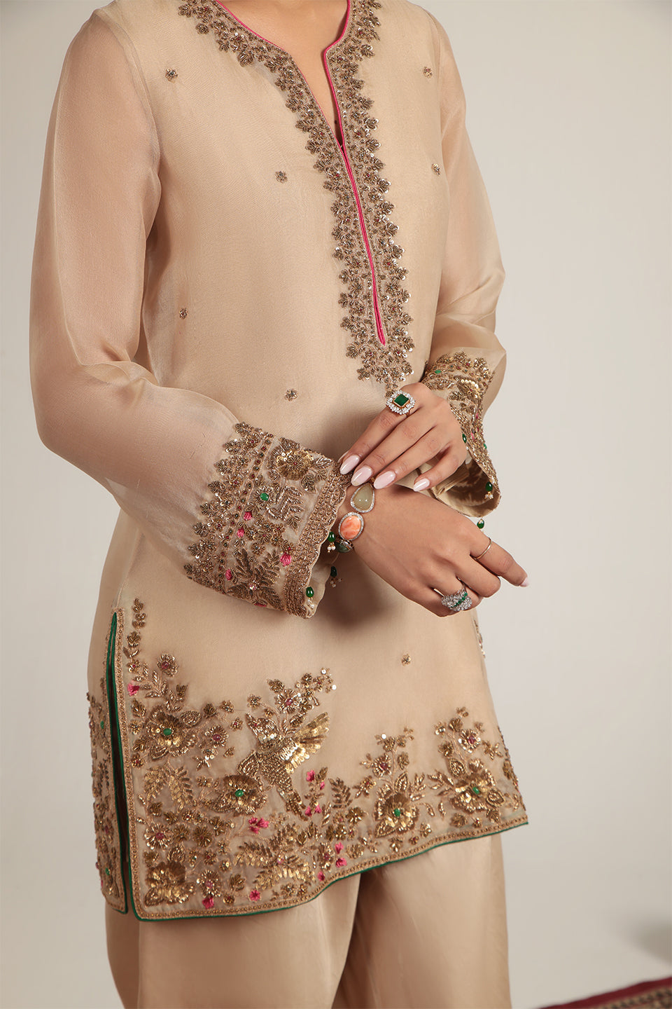 Zar:Rang Ivory Heavy Short Kurta Set