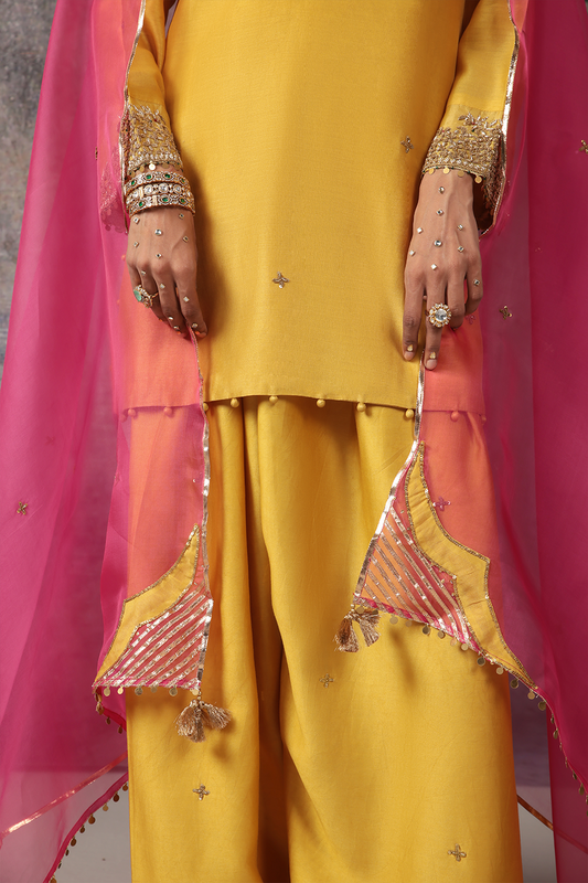 Mehrang Yellow Short Buti Kurta Set