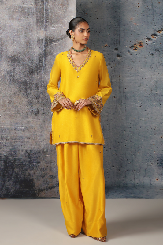Mehrang Yellow V Neck Short Kurta Set
