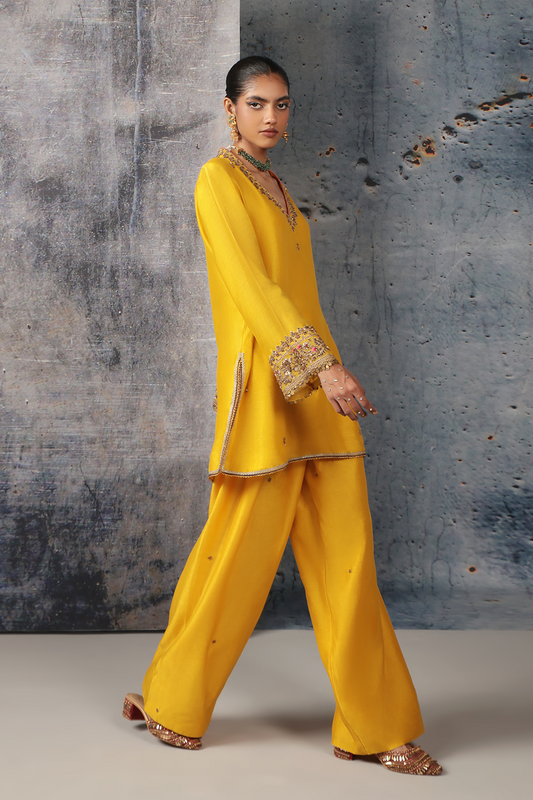 Mehrang Yellow V Neck Short Kurta Set