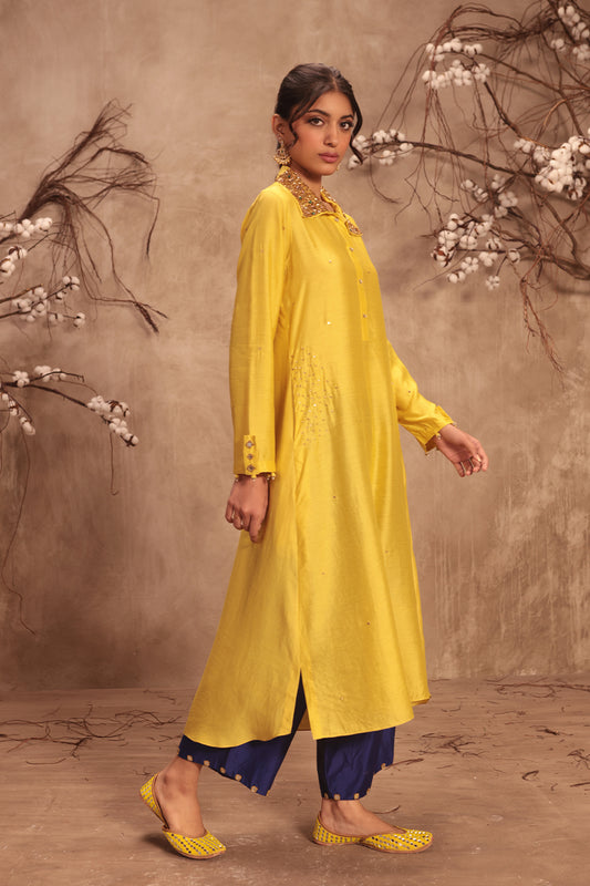 Nazakat Yellow Collar Kurta Set