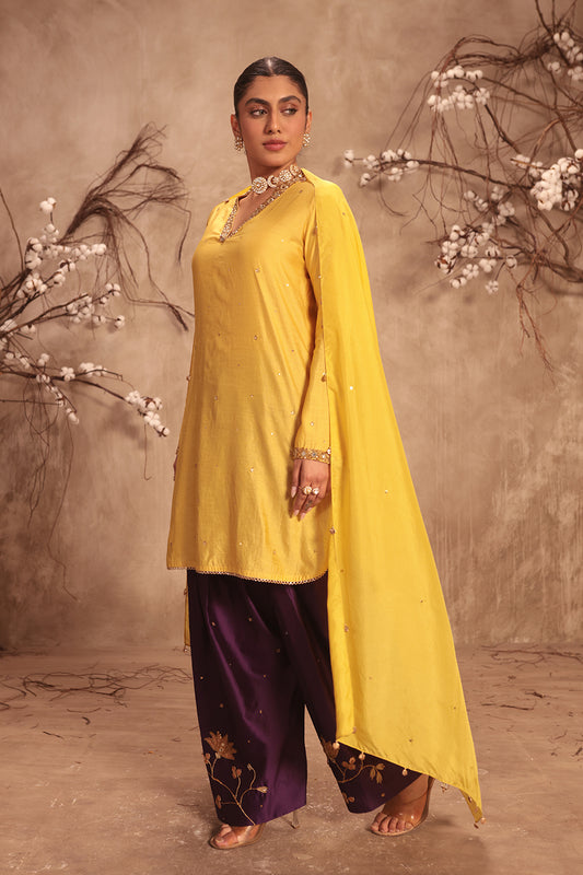 Nazakat  Yellow Jaal Kurta Set