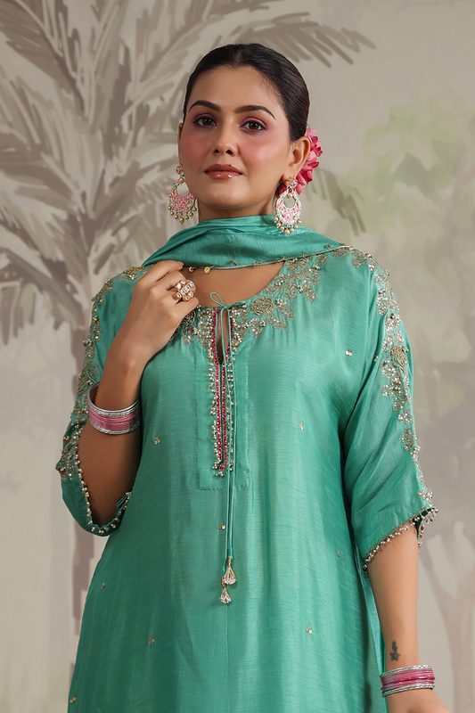 Roselyn Shoulder Embroidered Kurta Set