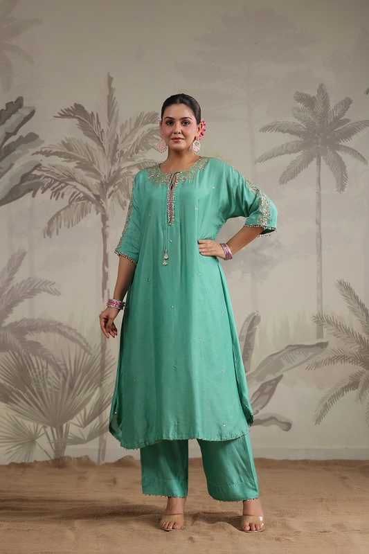 Roselyn Shoulder Embroidered Kurta Set