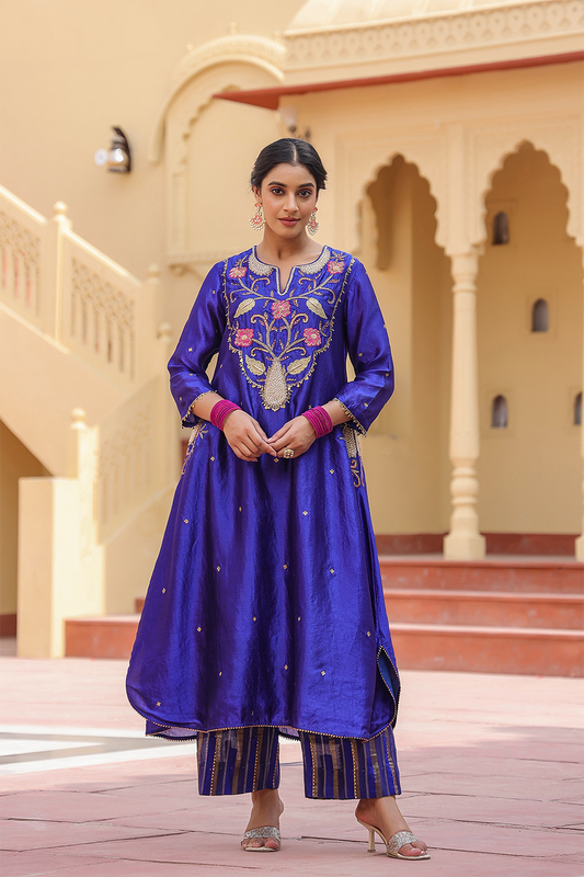 Cheent Embroidered Long Yoke Pocket Style Kurta Set