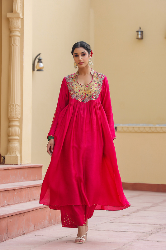 Zardozi Paisley Matka Neck (Chunnat)