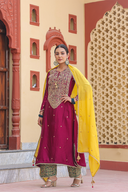 Bird Embroidered Long Kurta