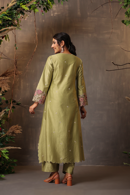 Gulshan Applique Kurta Set