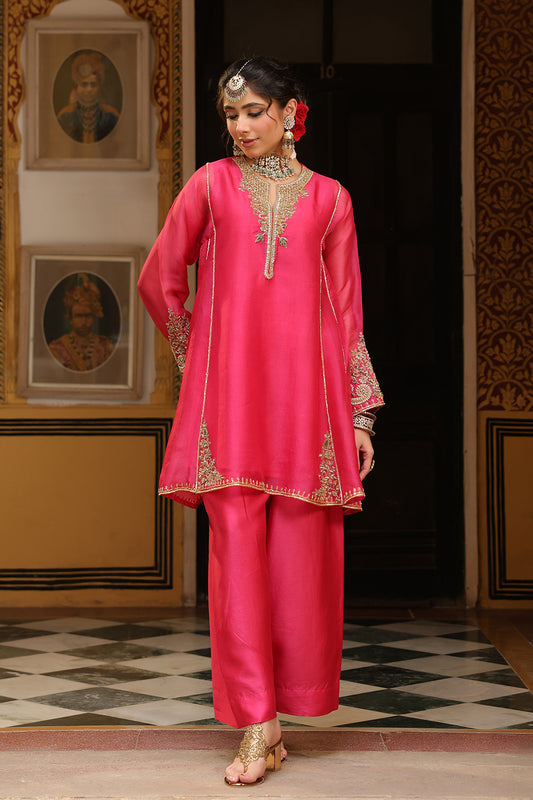 Ahista Pink Pheran Short Kurta Set