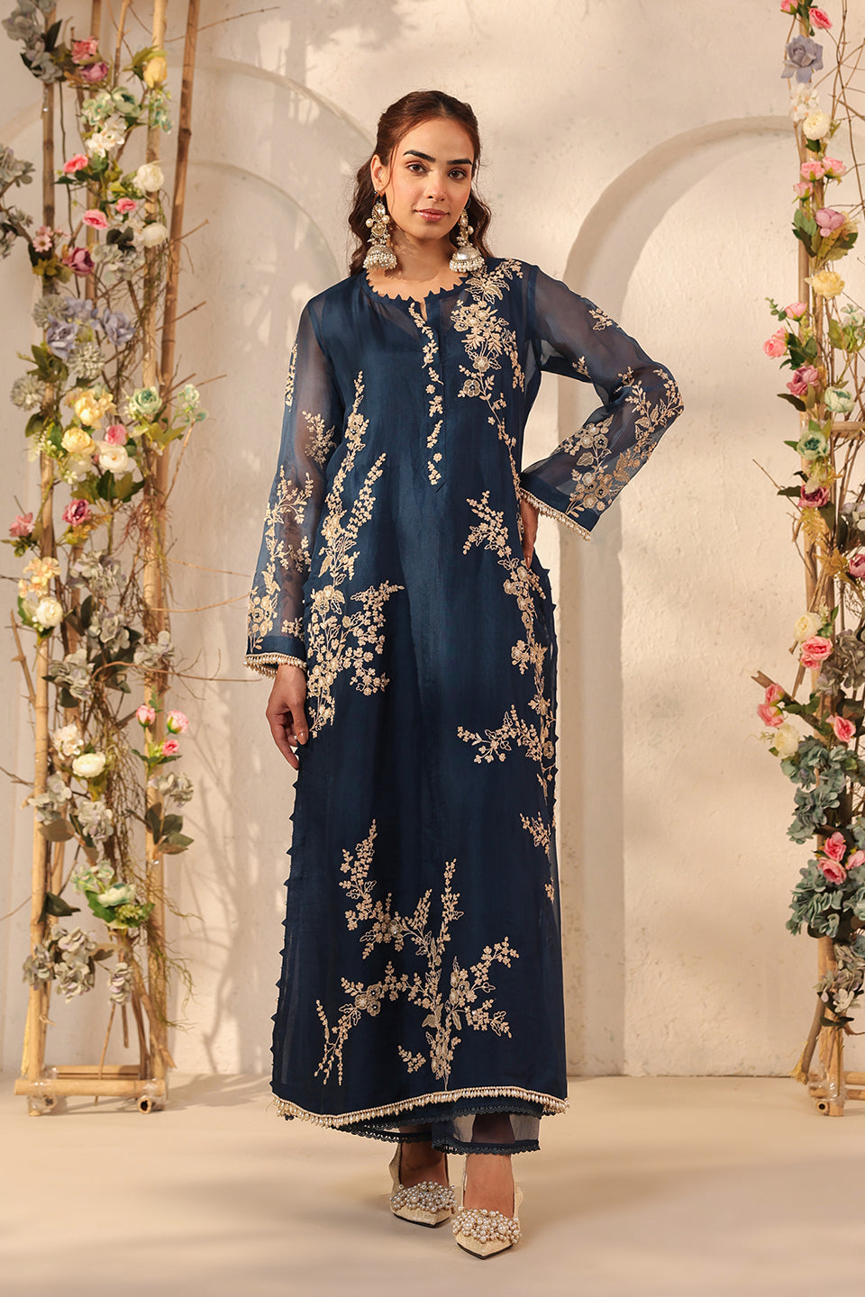 Vaayu Dark Blue Jaal Straight kurta Set