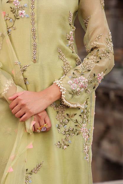 Vaayu Green Multicolor Jaal Kurta Set