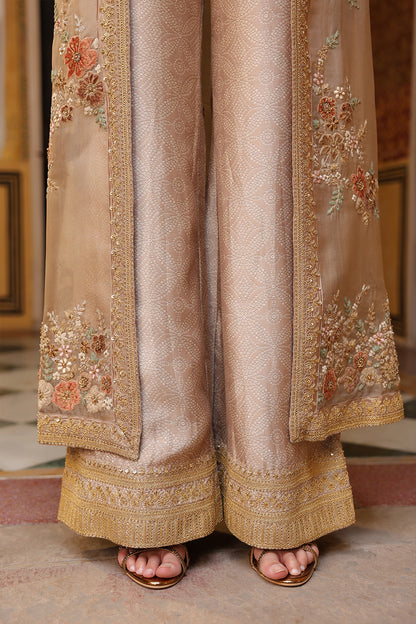 Ahista Ivory Cape Set