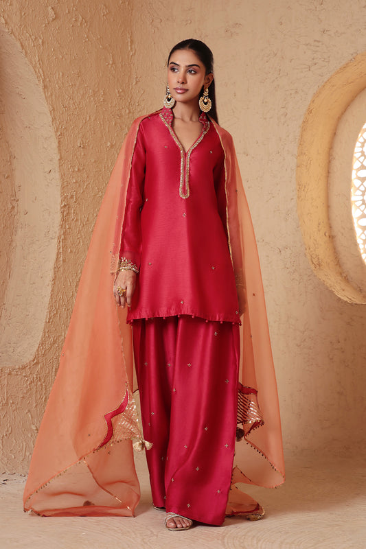 Mehrang Red Short Buti Kurta Set