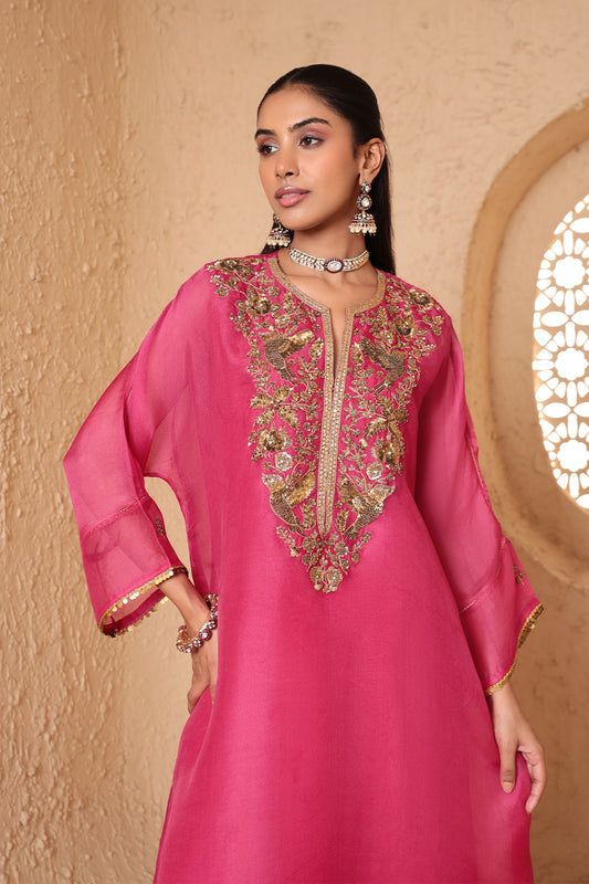 Mehrang Pink Kaftan Kurta Set