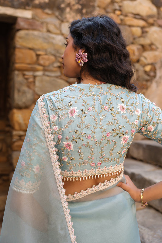 Vaayu Light Blue Phool Patti Saree Set