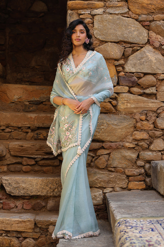 Vaayu Light Blue Phool Patti Saree Set