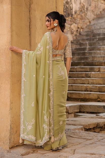 Vaayu Green Bail Buti Saree Set