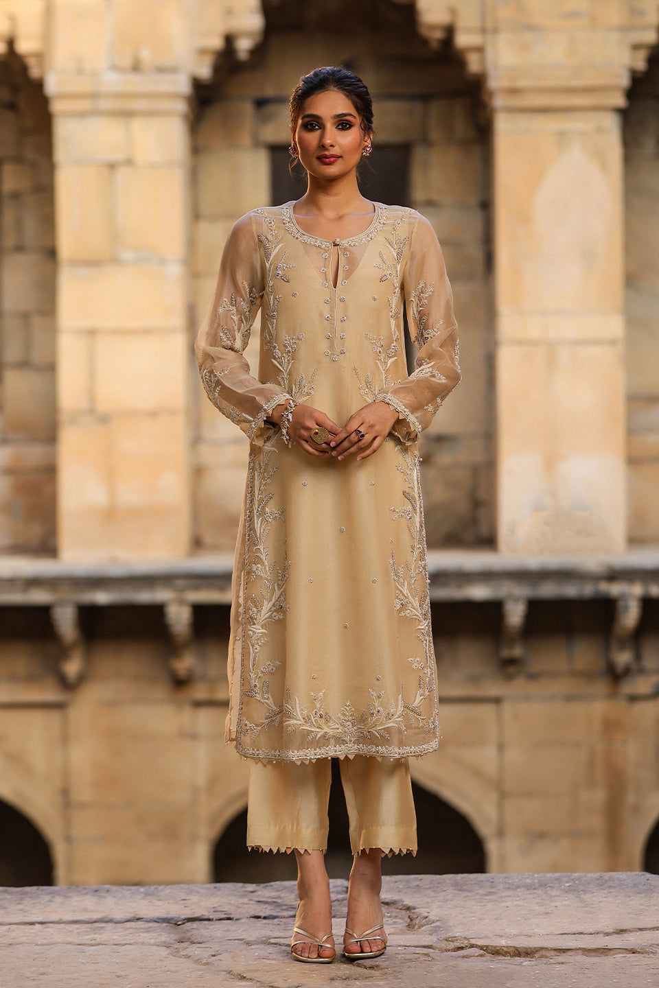 Vaayu Beige Phool Patti Kurta Set