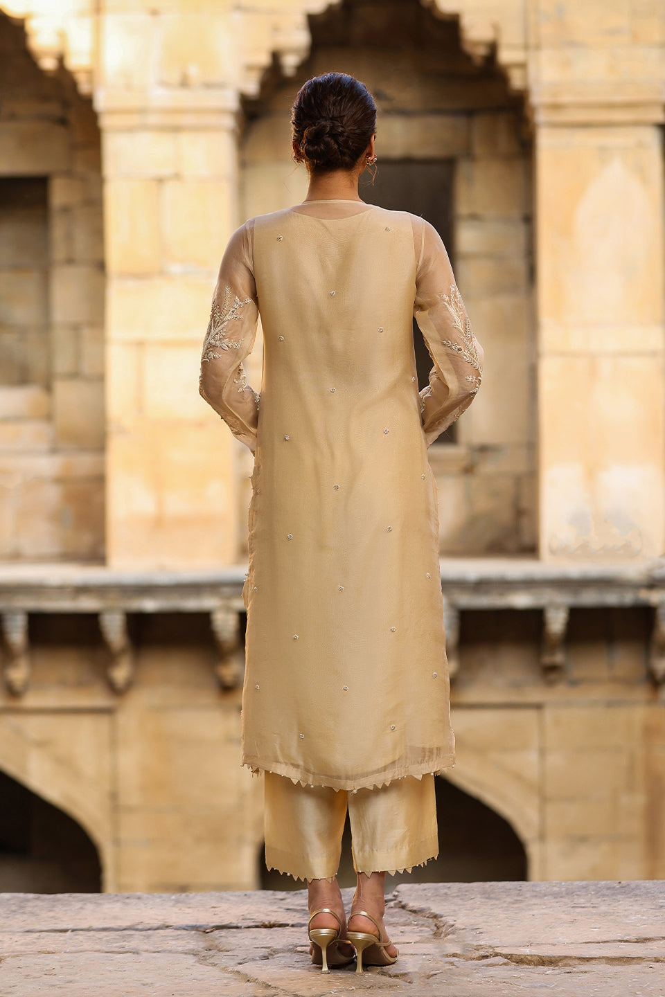 Vaayu Beige Phool Patti Kurta Set