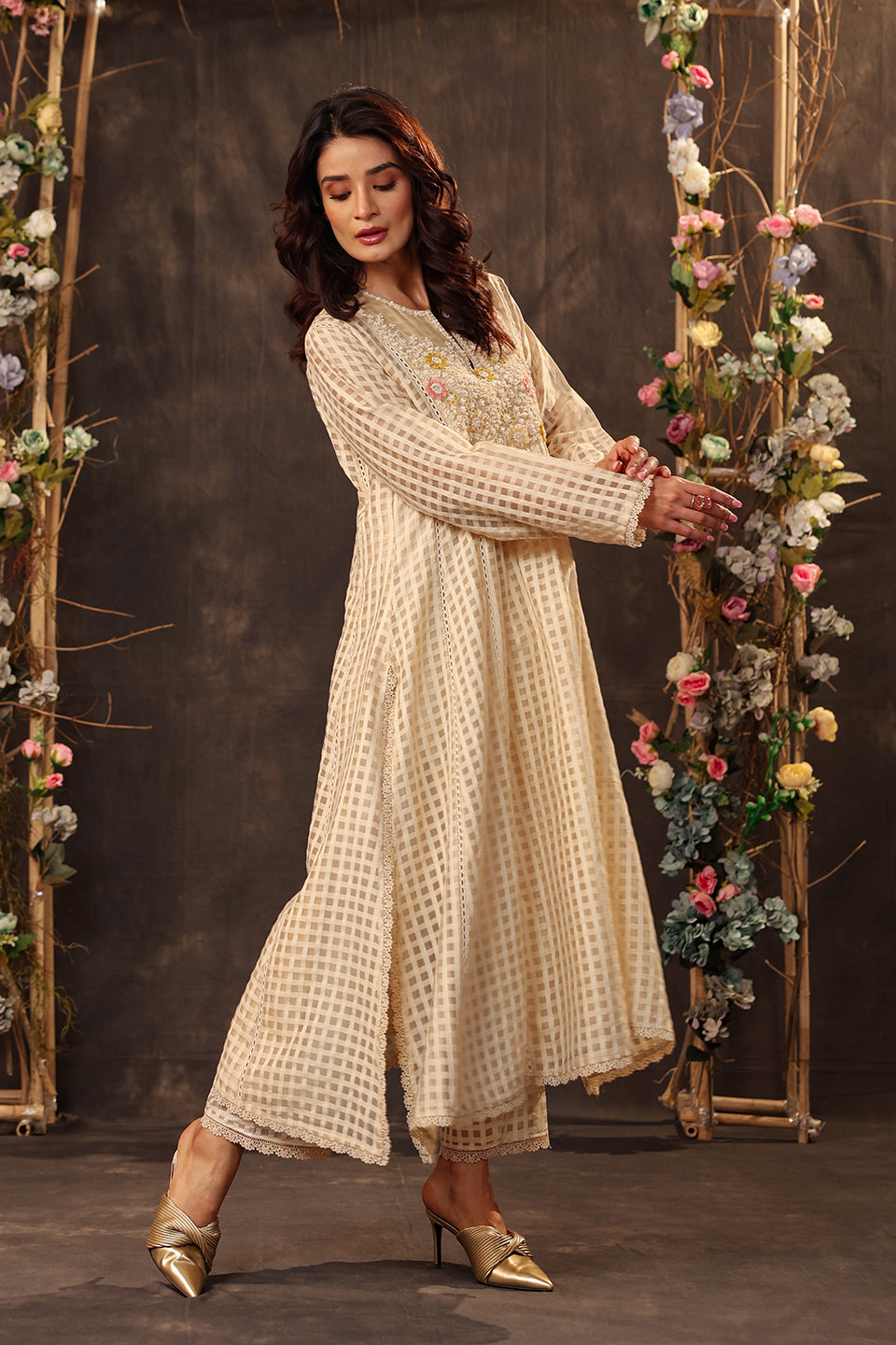 Vaayu Beige Panelled Kalidar Set