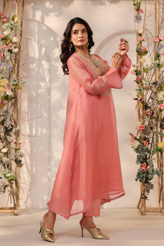 Vaayu Pink Applique Yoke Kurta Set