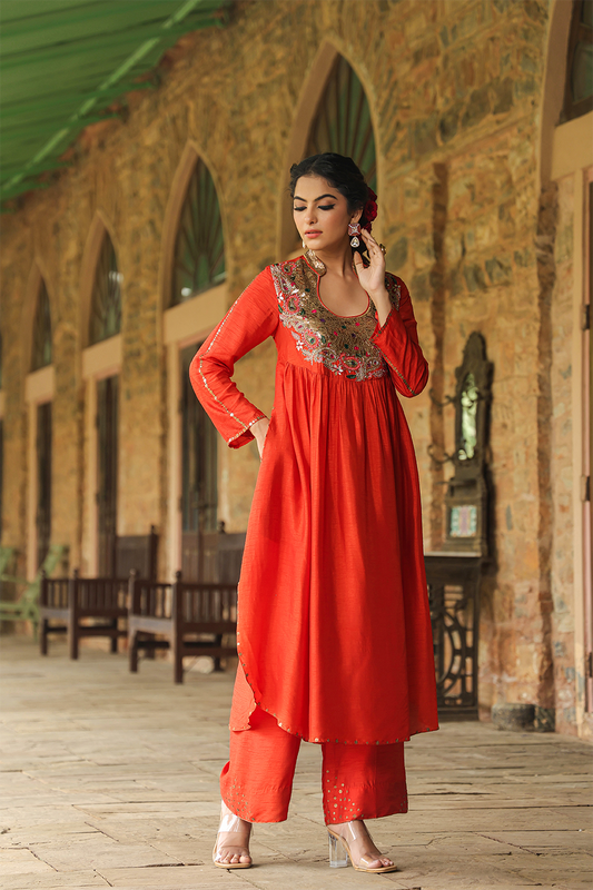Zardozi Paisley Matka Neck (Chunnat)