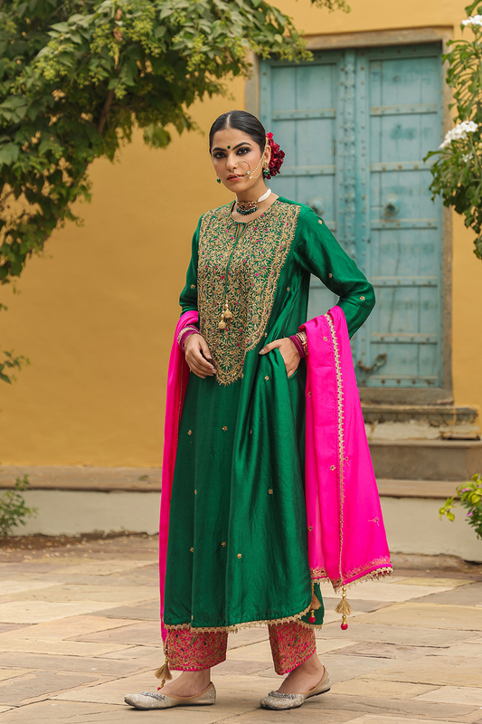Bird Embroidered Long Kurta