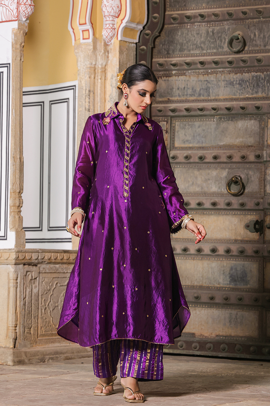 Cheent Embroidery Solid Collar Pocket Kurta Set