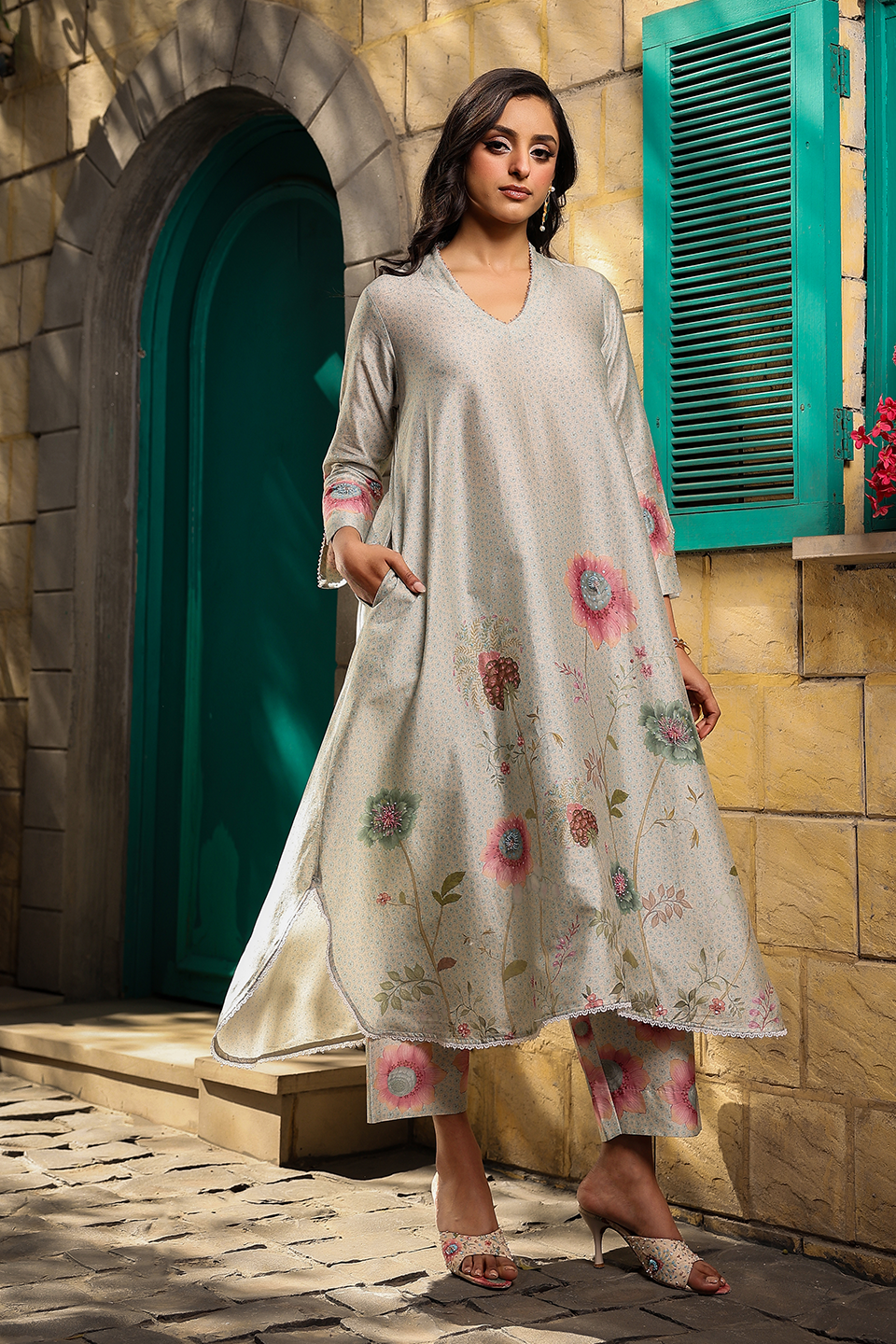 Mughal Phool Kurta Set